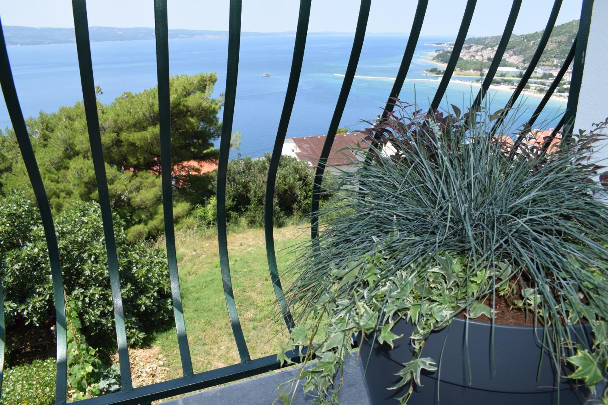 Apartman Oneum Omiš Exterior foto